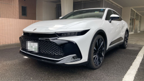 トヨタ/クラウンクロスオーバー-216043