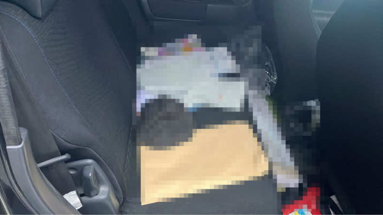 内装後方シート