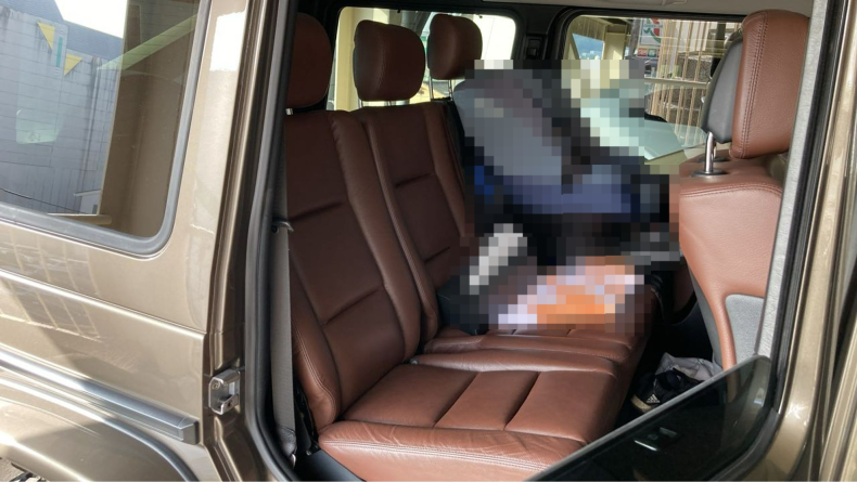 内装後方シート