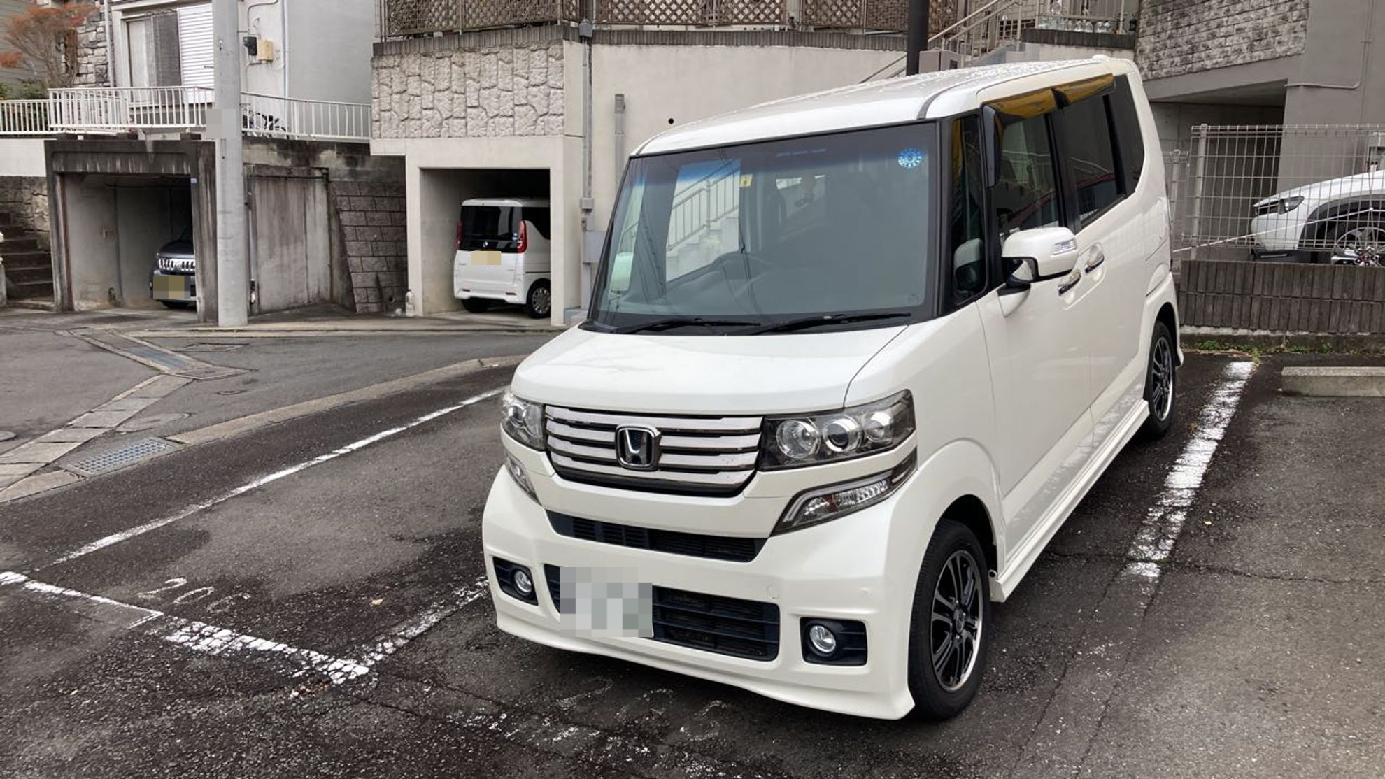 2023年12月成約のN-BOXカスタム G SSパッケージのメイン画像