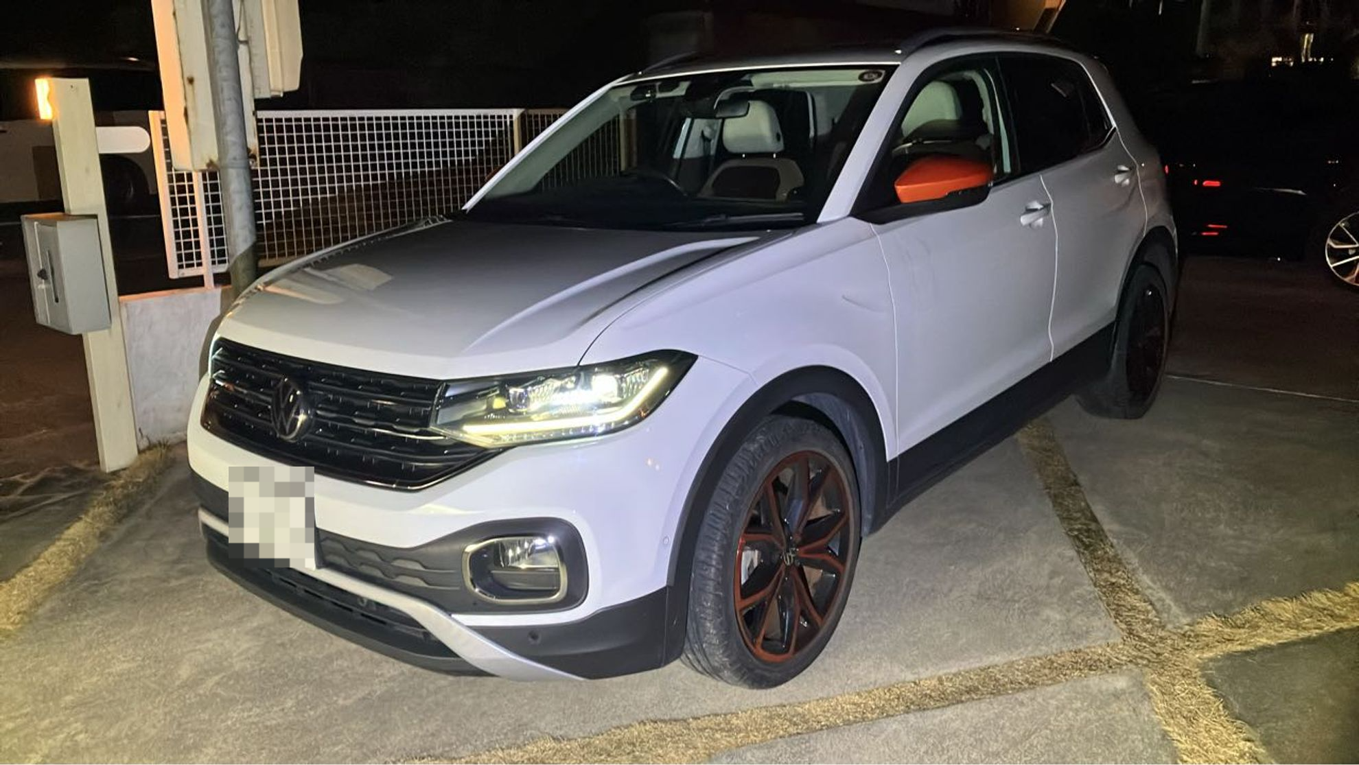 2024年2月成約のT-クロス TSI スタイルのメイン画像