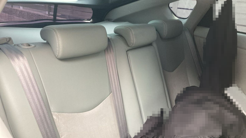 内装後方シート