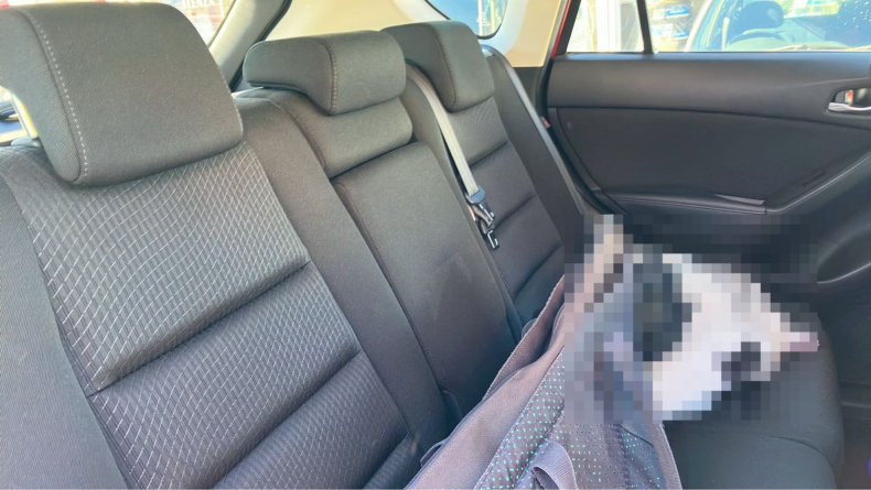 内装後方シート