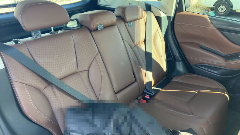 内装後方シート