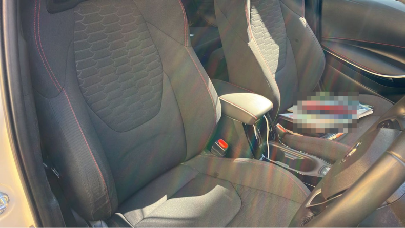 内装前方シート