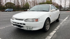 トヨタ/カローラレビン-222056