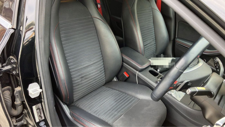 内装前方シート