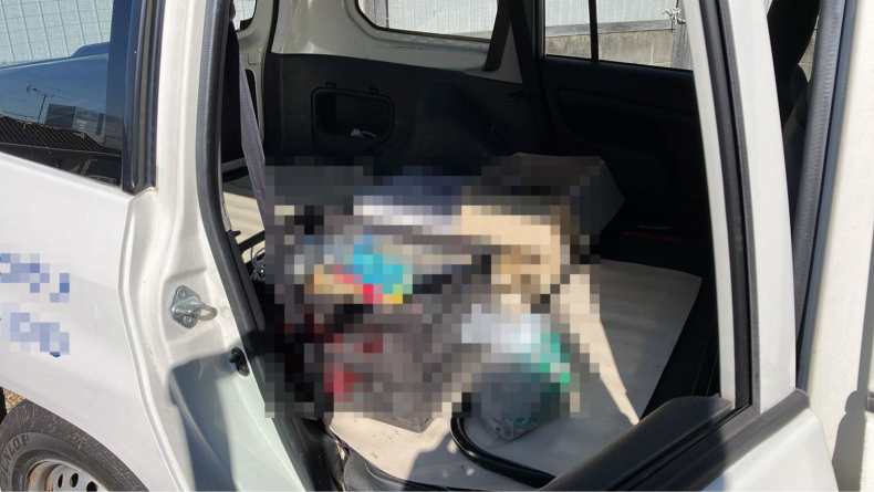 内装後方シート