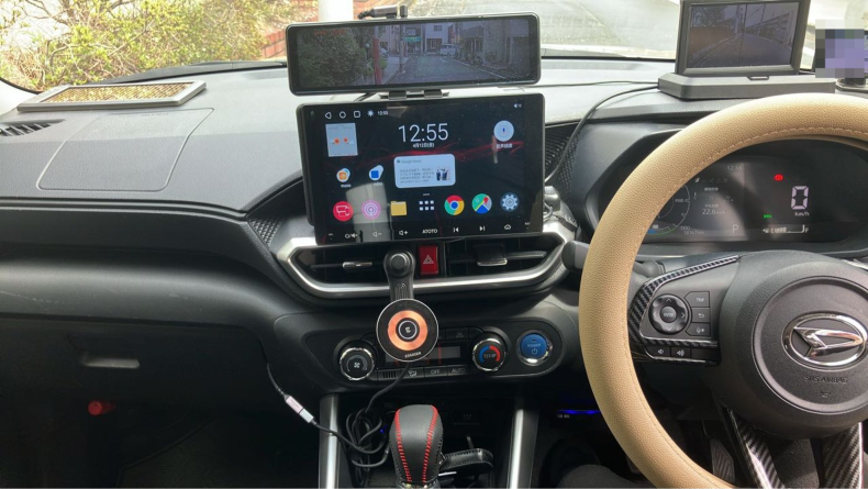 内装インパネ全体