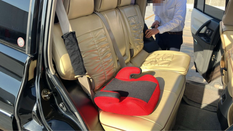 内装後方シート