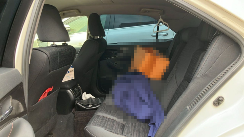 内装後方シート