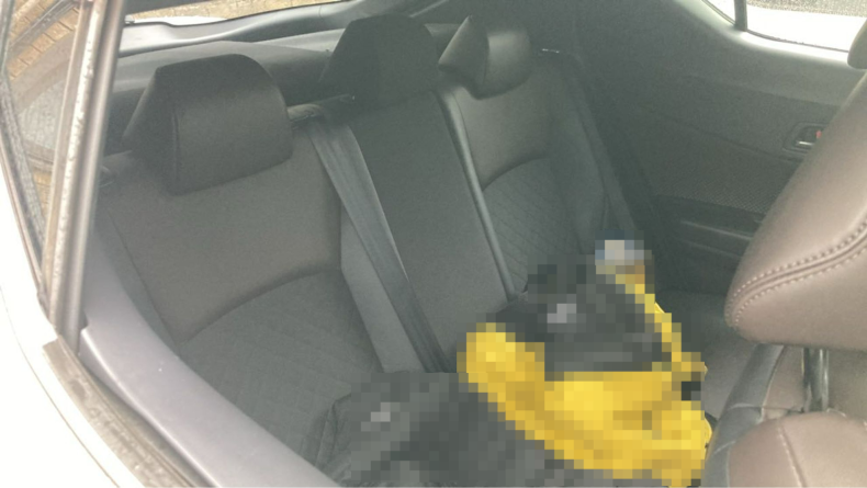 内装後方シート