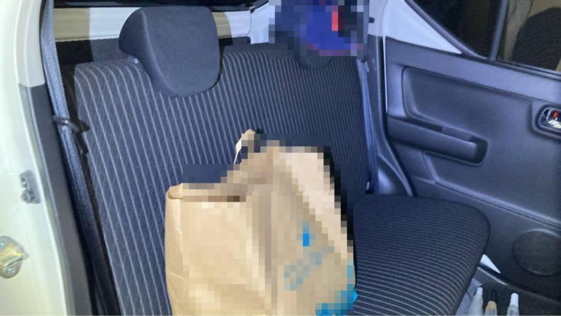 内装後方シート