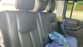 内装後方シート