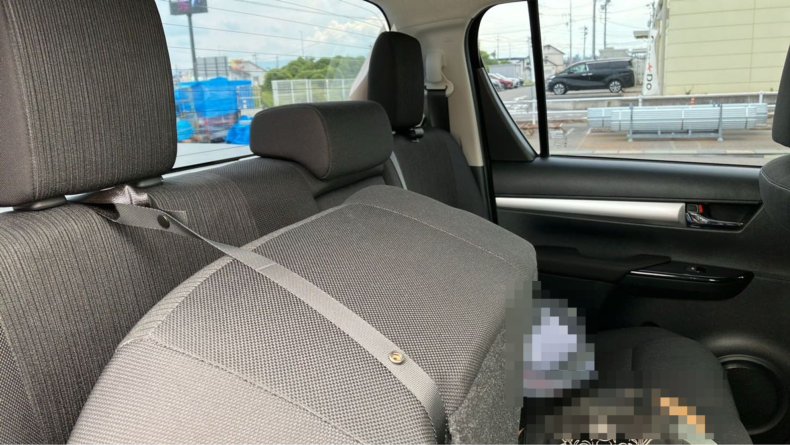 内装後方シート