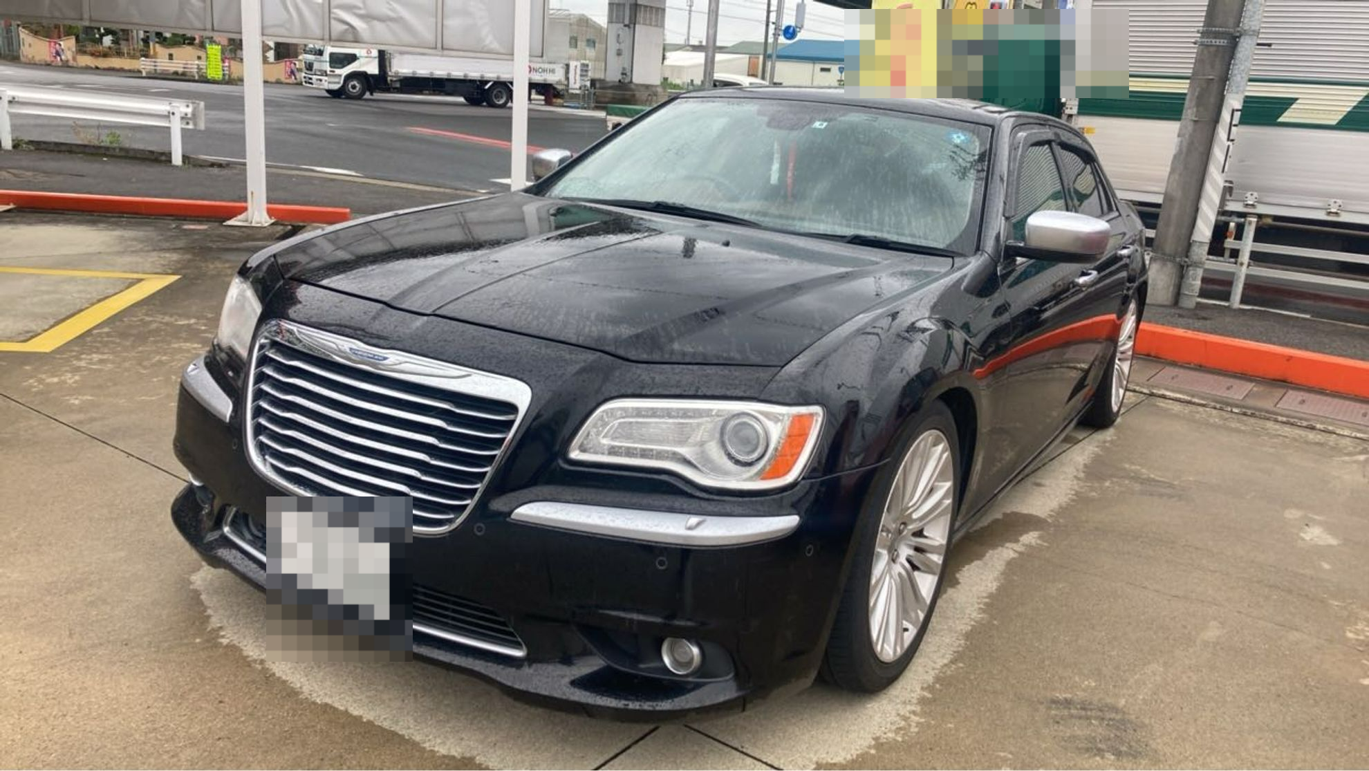 クライスラー　クライスラー・３００の車種サムネイル画像