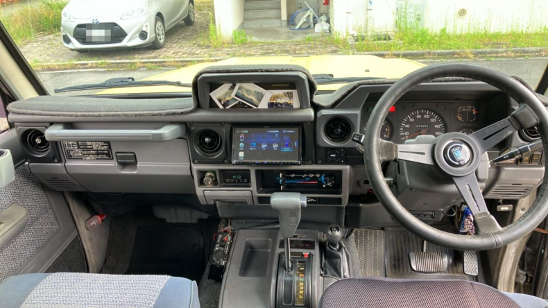 内装インパネ全体