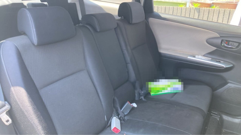 内装後方シート