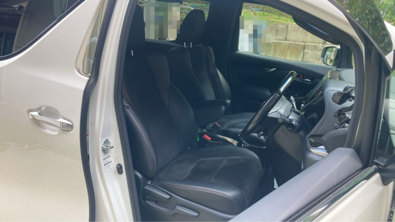 内装前方シート