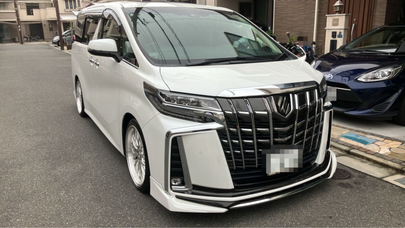外装右前