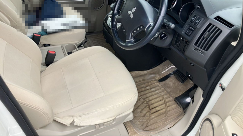 内装前方シート