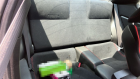 内装後方シート