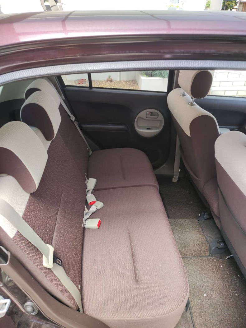 内装後方シート