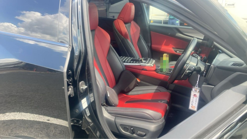 内装前方シート