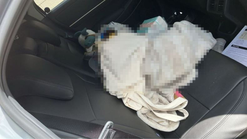 内装後方シート