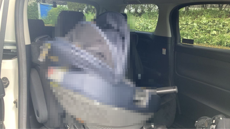 内装後方シート