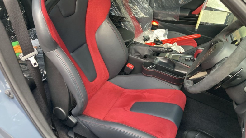 内装前方シート