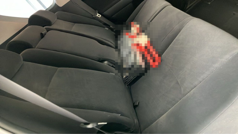 内装後方シート