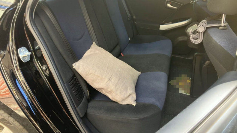 内装後方シート