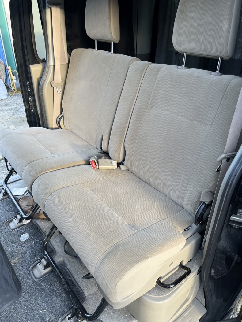 内装後方シート