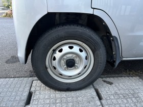 タイヤホイール後