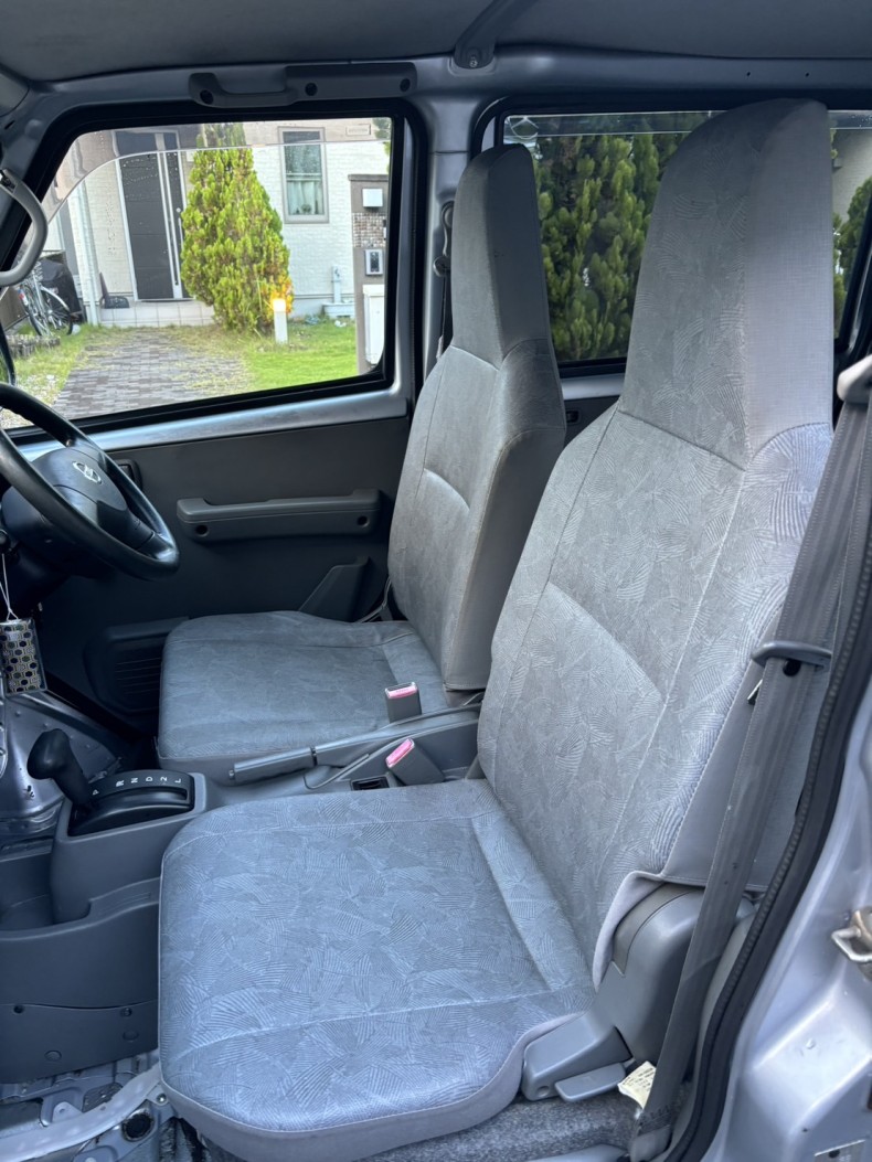 内装前方シート