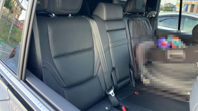 内装後方シート