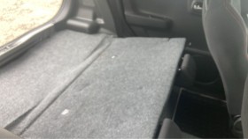 内装後方シート