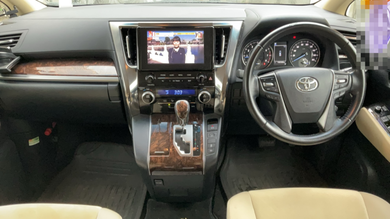 内装インパネ全体