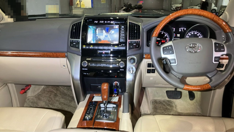 内装インパネ全体