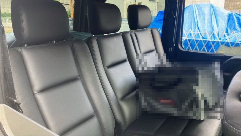 内装後方シート