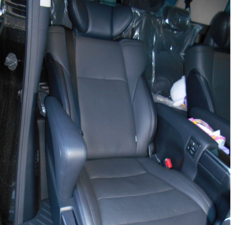 内装後方シート