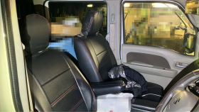 内装前方シート