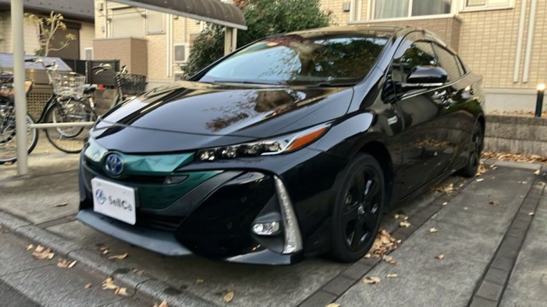 トヨタ プリウスＰＨＶの売買実績画像