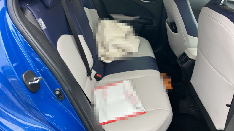 内装後方シート