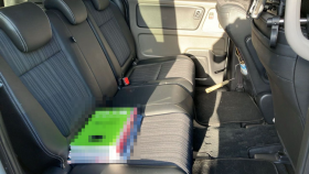 内装後方シート