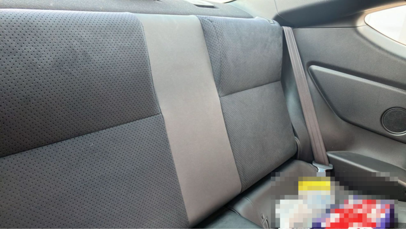 内装後方シート