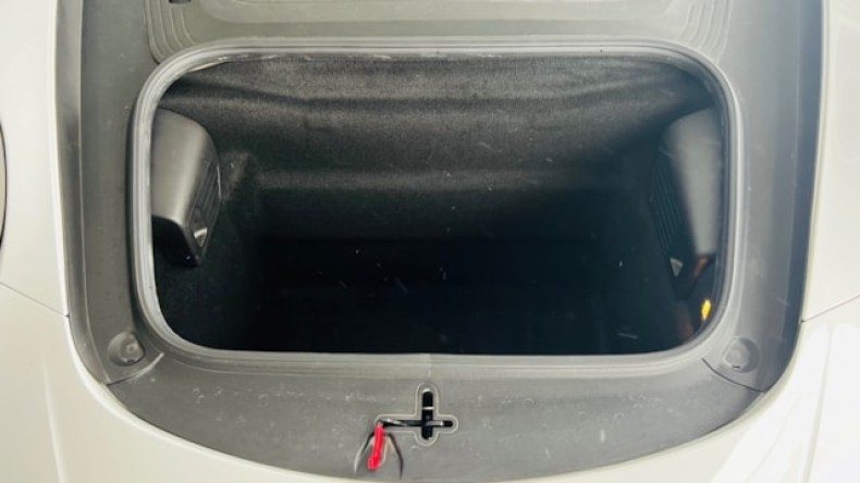 内装トランク