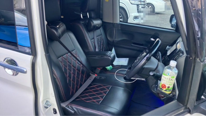 内装前方シート