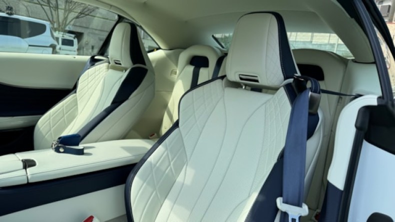 内装前方シート